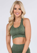 Load image into Gallery viewer, STONE WASHED SEAMLESS SPORTS BRA- GREEN - C&amp;C Boutique
