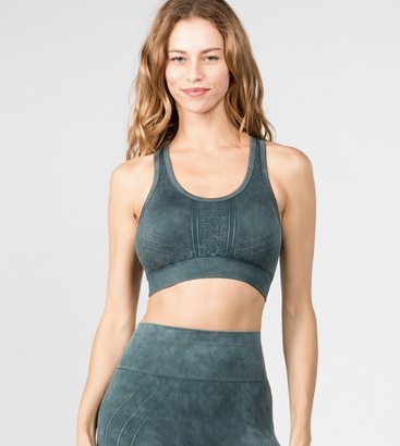 STONE WASHED SEAMLESS SPORTS BRA- ARMY GREEN - C&C Boutique