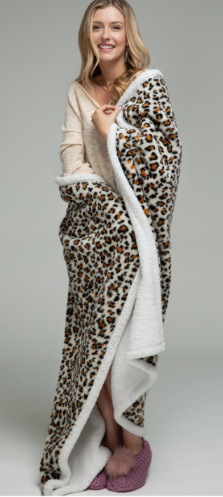 Leopard Sherpa Throw Blanket - C&C Boutique