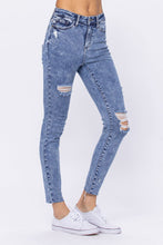 Load image into Gallery viewer, Acid Wash Skinny Jeans - C&amp;C Boutique
